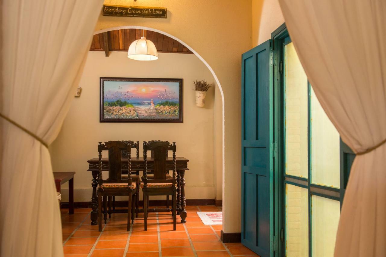 Veranda Beach Place Hotel Phan Thiet Exterior photo