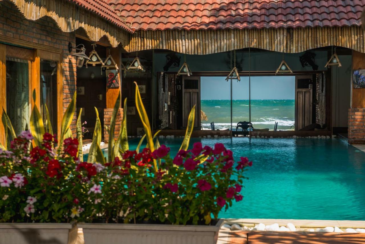 Veranda Beach Place Hotel Phan Thiet Exterior photo